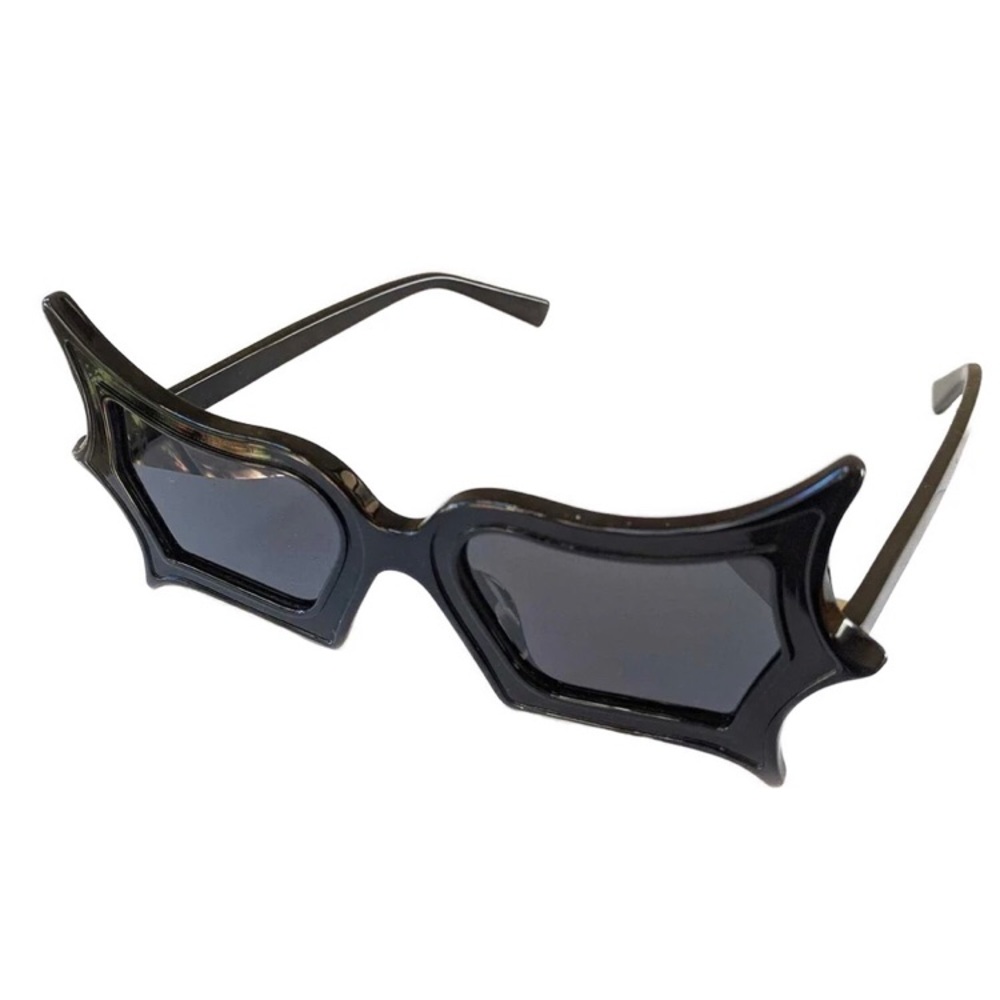 ‼️SOLD‼️ Bat wing sunglasses